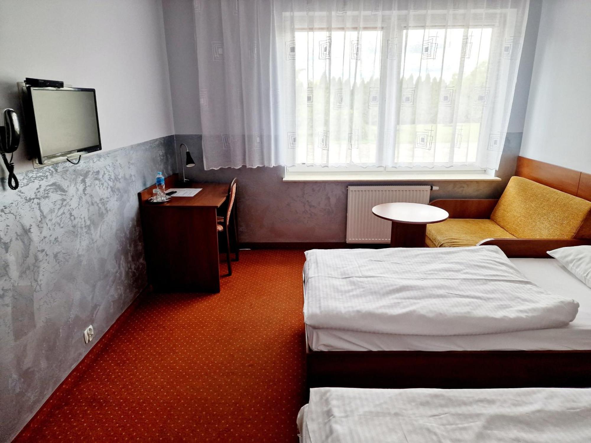 Hotel Podróżnik Koszuty Exterior foto
