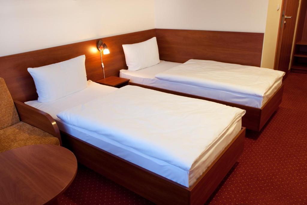 Hotel Podróżnik Koszuty Habitación foto